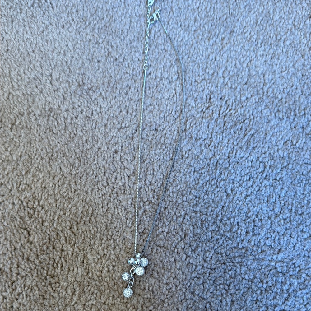 Elegant Silver Necklace with Crystal Accents